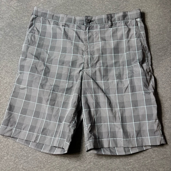 PGA Tour Other - PGA Tour Men's Gray Plaid Flat Front Golf Shorts